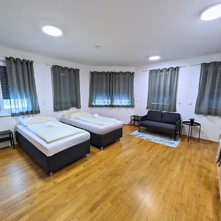Vienna'S Danube Apartments Bagian luar foto