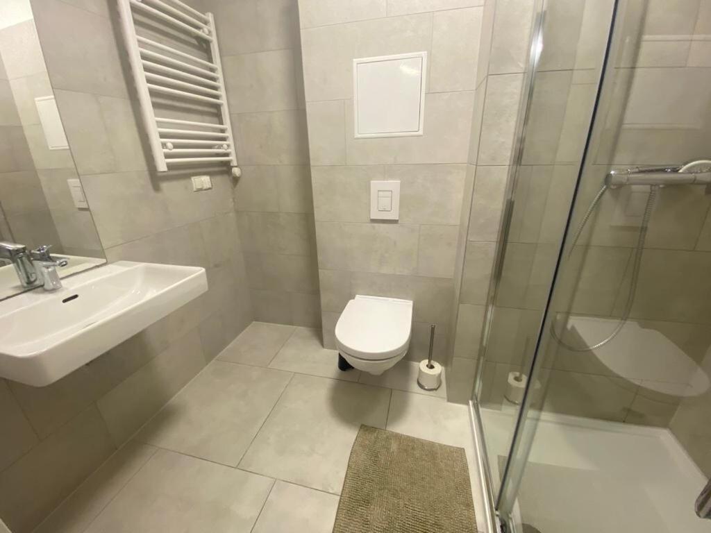 Vienna'S Danube Apartments Bagian luar foto